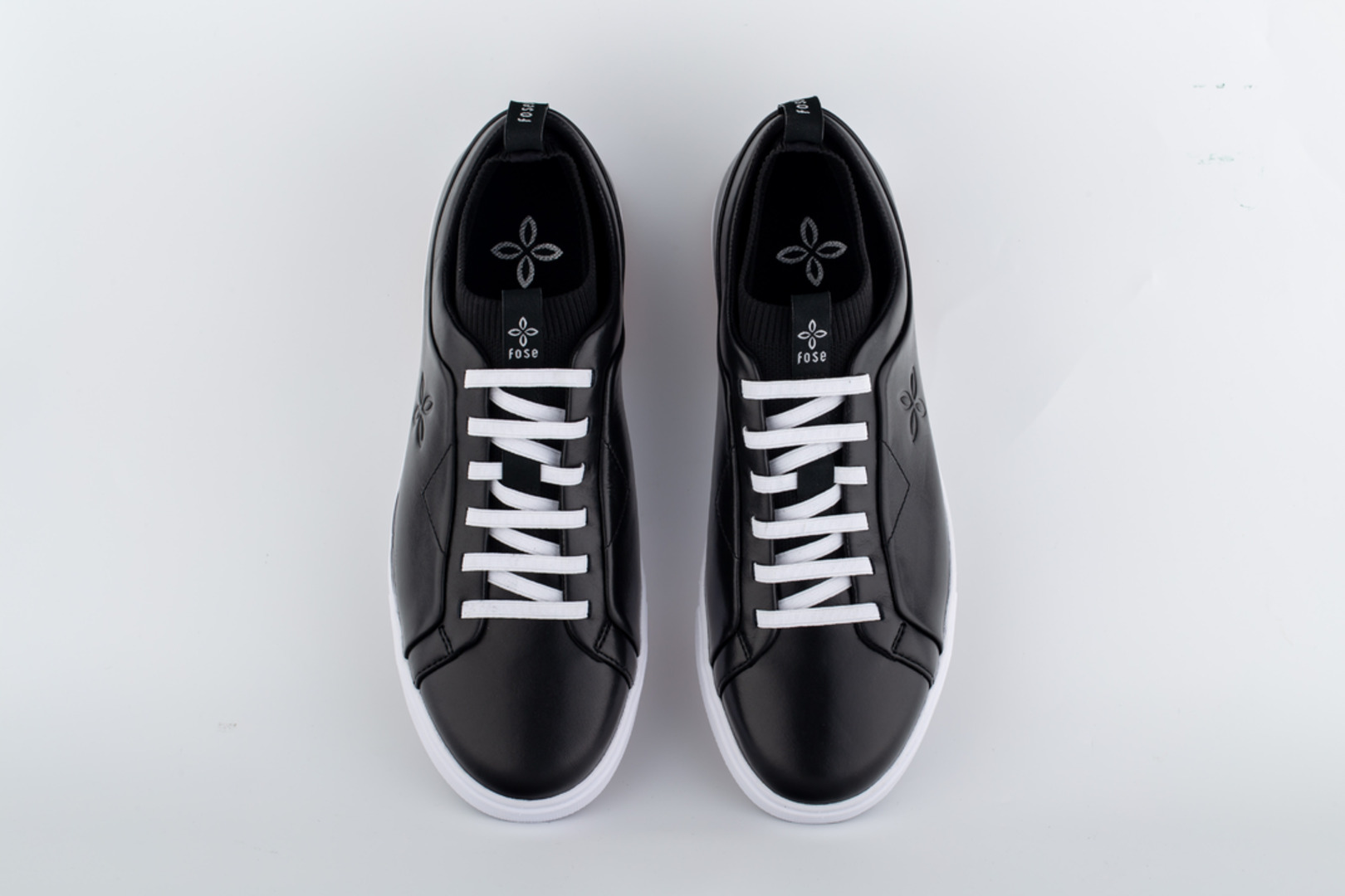 FoseKift スニーカー】 | 共感をつなぐ FoseKift (フォース キフト)