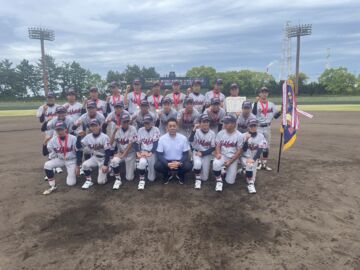 優勝 四日市ボーイズ